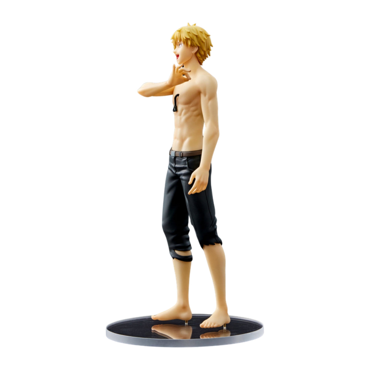 Figura Denji de Chainsaw Man, vista de três quartos